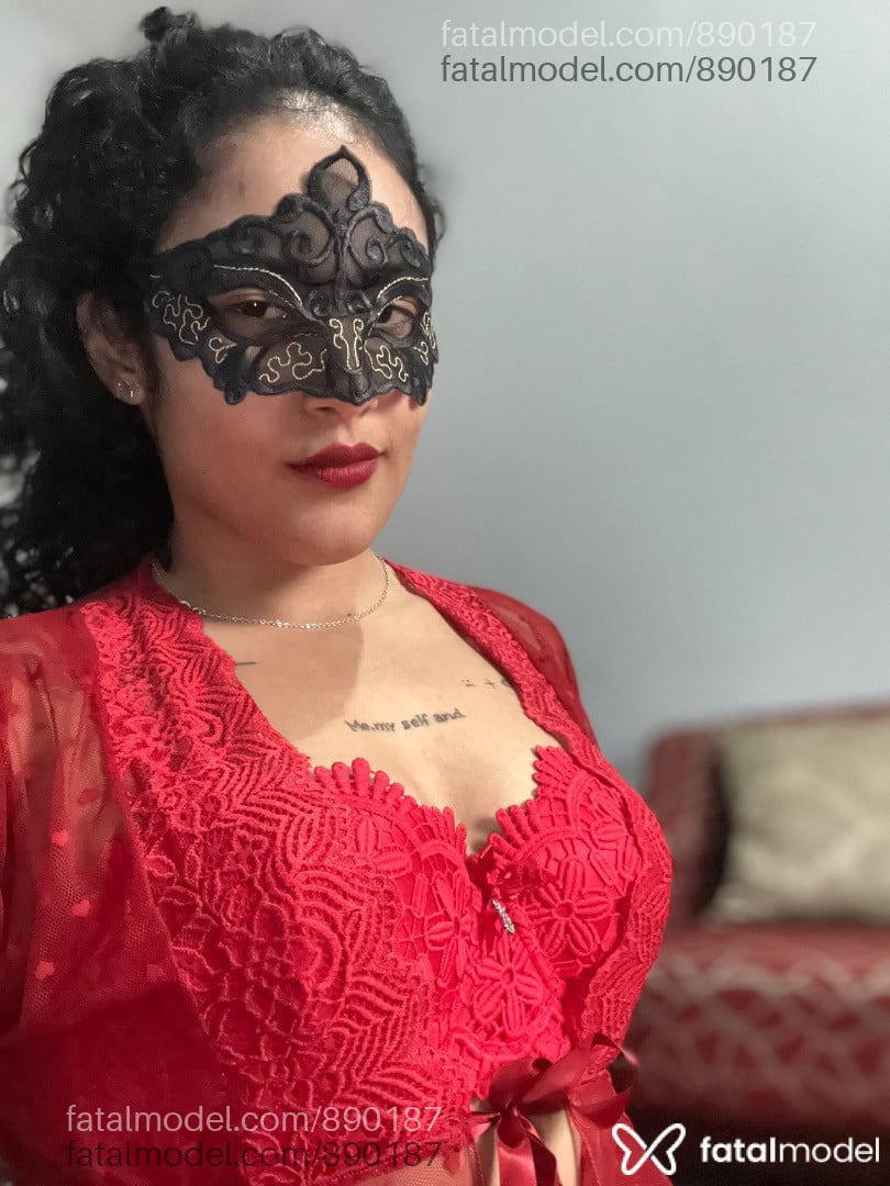 Acompanhante mulher ruiva (o) de olhos castanhos em Nova Friburgo - Isabella
