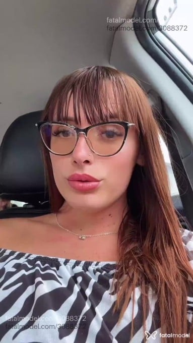 Acompanhante mulher trans morena (o) de olhos verdes em São José Acompanhante mulher trans morena (o) de olhos verdes em São José - Milena
