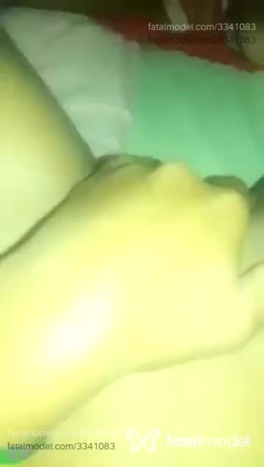 Acompanhante mulher com cabelo castanho de olhos castanhos - Morenah Acompanhante mulher com cabelo castanho de olhos castanhos - Morenah