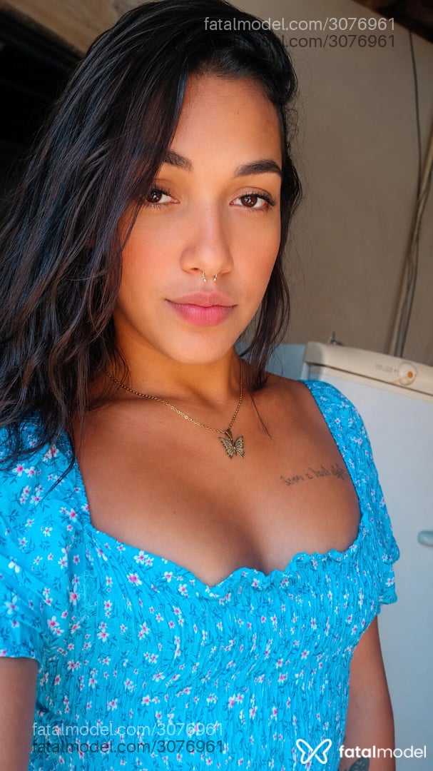 Acompanhante mulher trans morena (o) de olhos mel em São José do Rio Preto - Isabella Elouíse
