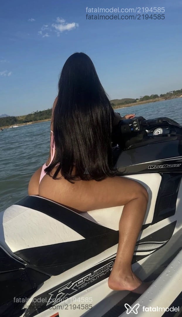 Acompanhante mulher morena (o) de olhos castanhos - Gaby Acompanhante mulher morena (o) de olhos castanhos - Gaby