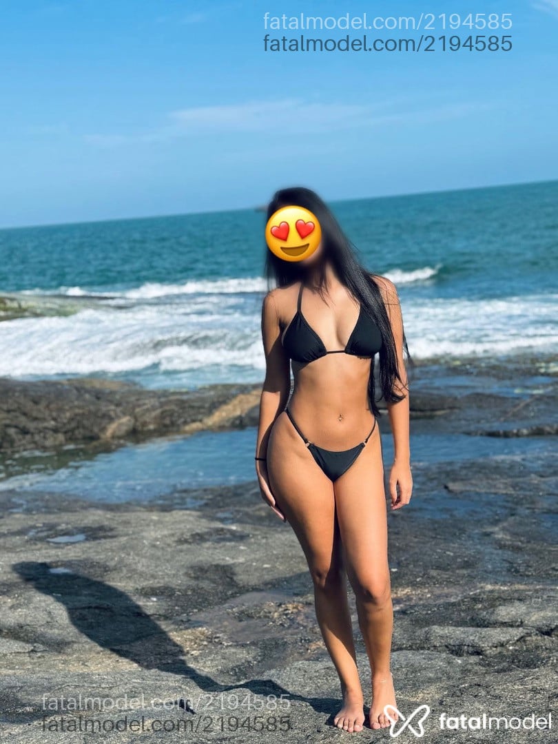 Acompanhante mulher morena (o) de olhos castanhos - Gaby Acompanhante mulher morena (o) de olhos castanhos - Gaby