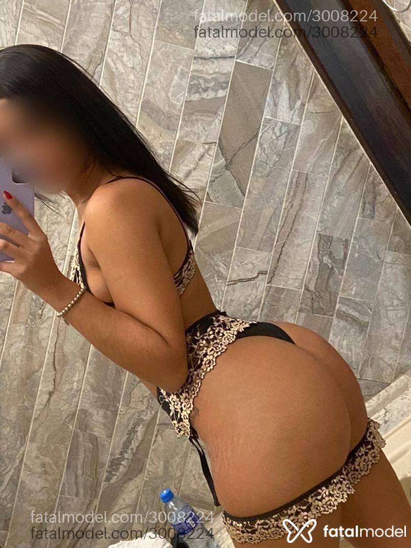 Acompanhante mulher morena (o) de olhos castanhos em Sete Lagoas - Sofia Ferraz