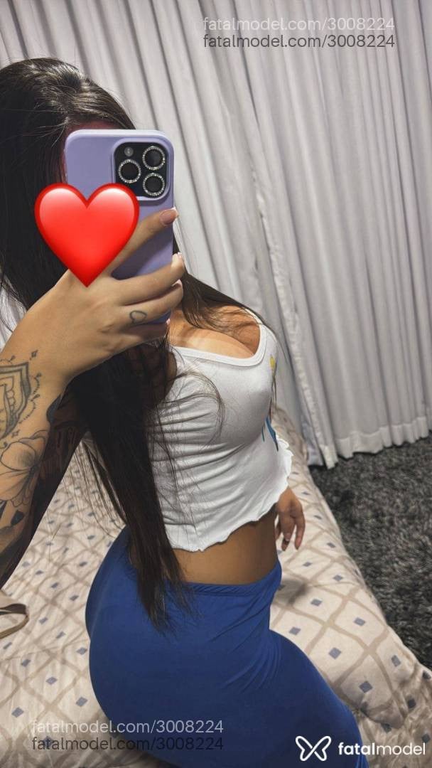 Acompanhante mulher morena (o) de olhos castanhos - Sofia Ferraz