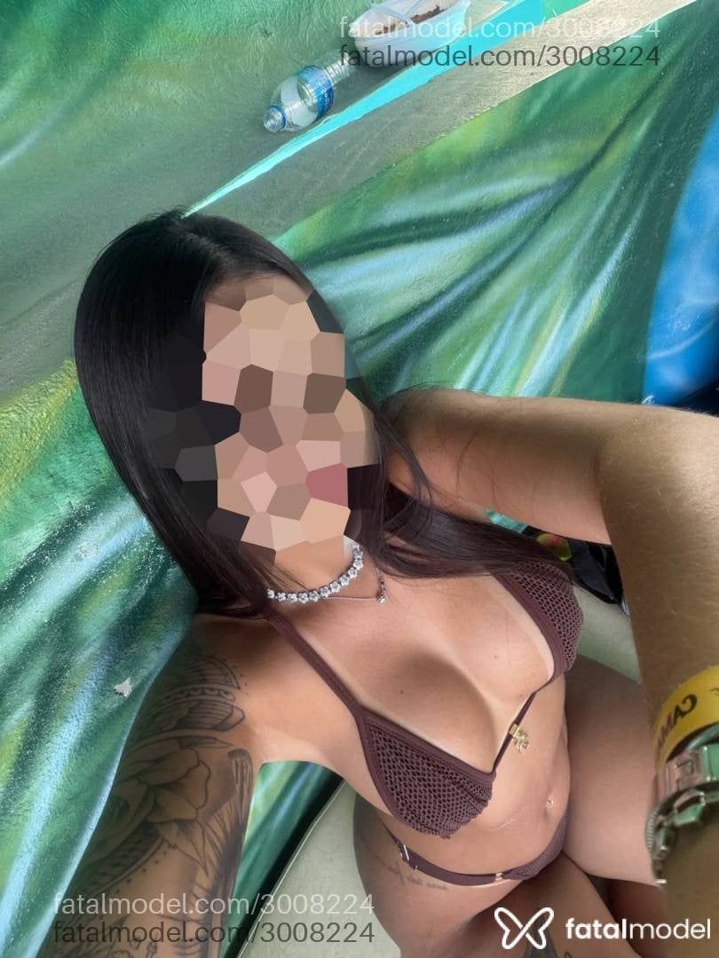 Acompanhante mulher morena (o) de olhos castanhos - Sofia Ferraz