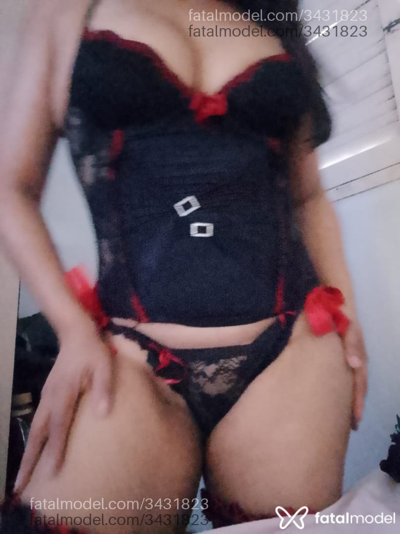 Acompanhante mulher morena (o) de olhos pretos em Virtual - Bella