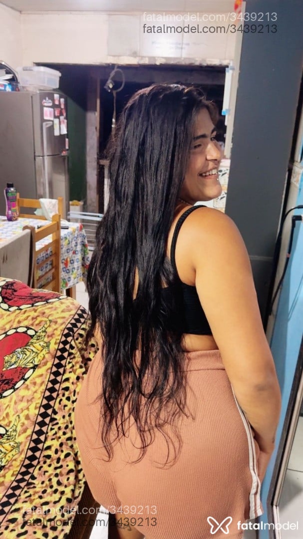 Acompanhante mulher morena (o) de olhos pretos em Lorena Acompanhante mulher morena (o) de olhos pretos em Lorena - Morena