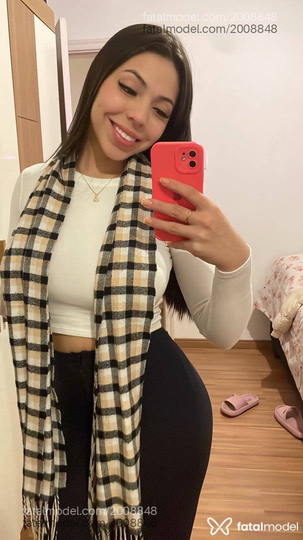 Acompanhante mulher morena (o) de olhos castanhos em Pelotas - Natty