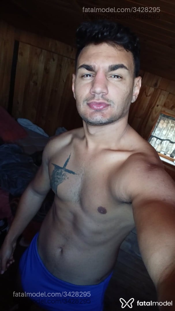Acompanhante homem morena (o) de olhos castanhos em Campinas - Rodrigo