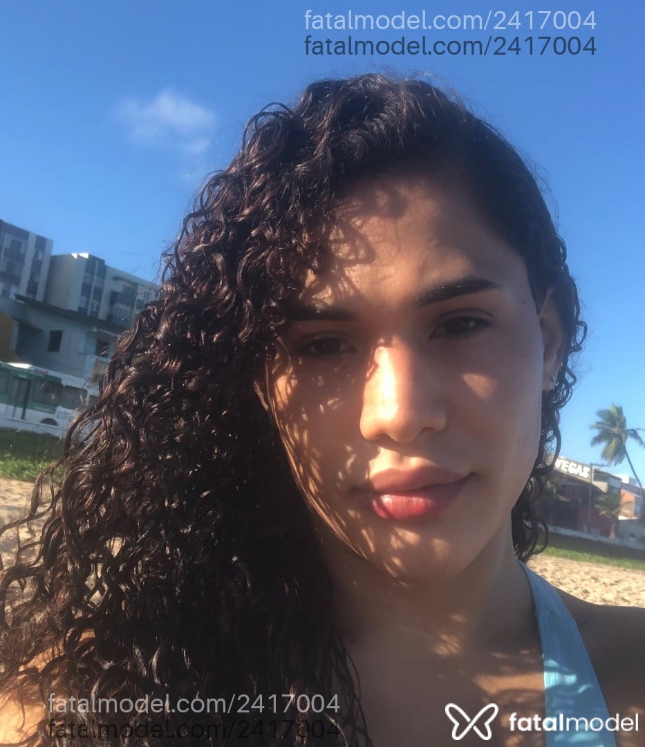 Acompanhante mulher trans morena (o) de olhos castanhos em Salvador - Bella
