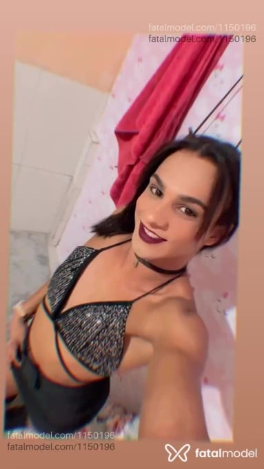 Acompanhante travesti morena (o) de olhos castanhos em Formiga Acompanhante travesti morena (o) de olhos castanhos em Formiga - Karen kellen