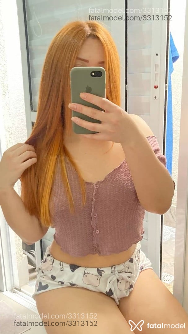 Acompanhante mulher ruiva (o) de olhos castanhos em São Paulo Acompanhante mulher ruiva (o) de olhos castanhos em São Paulo - Julia