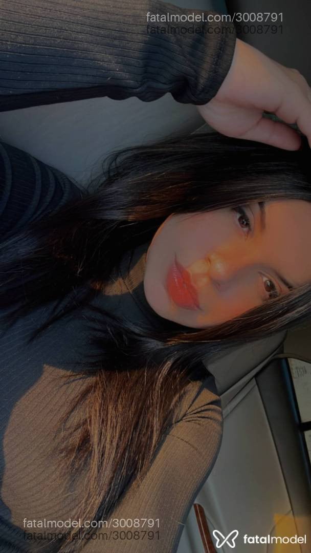 Acompanhante mulher morena (o) de olhos castanhos em São José do Rio Preto - Letícia Bellini