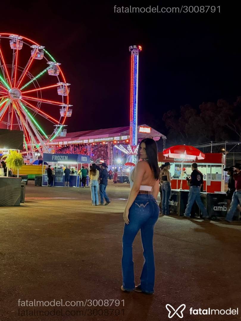 Acompanhante mulher morena (o) de olhos castanhos em São José do Rio Preto - Letícia Bellini