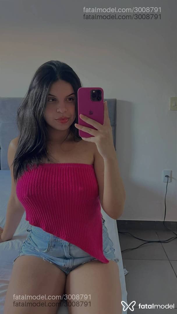 Acompanhante mulher morena (o) de olhos castanhos em São José do Rio Preto - Letícia Bellini