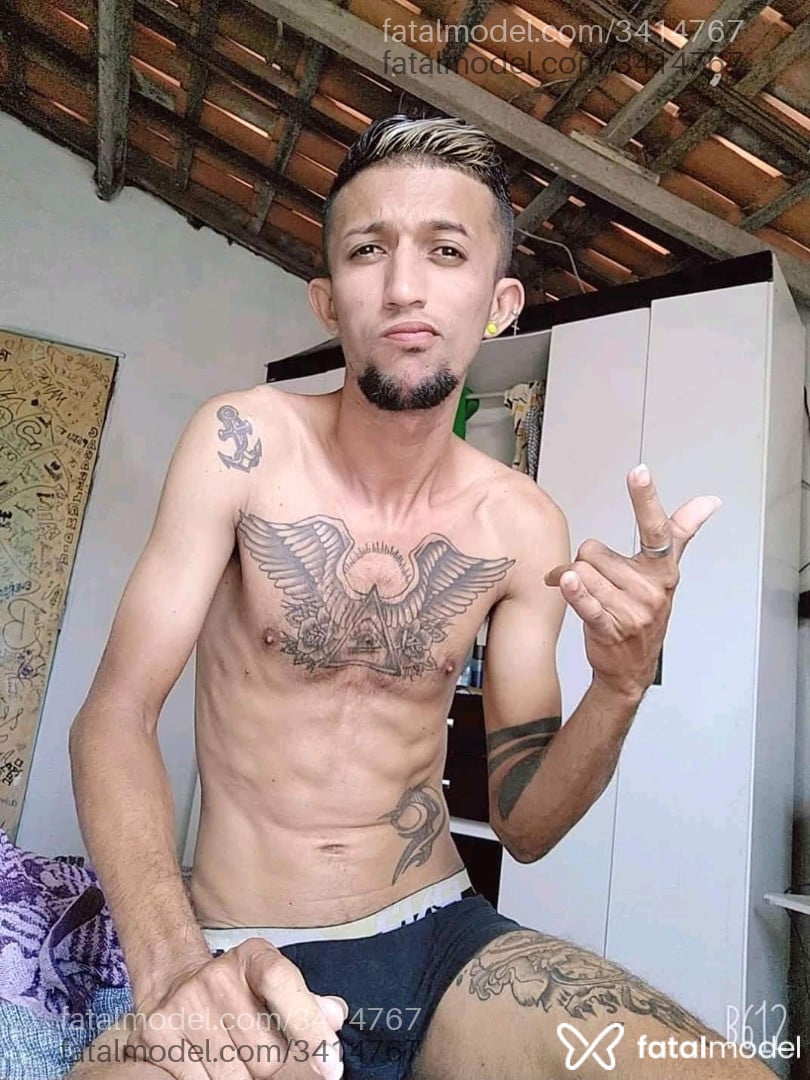 Acompanhante homem morena (o) de olhos pretos - Andrey