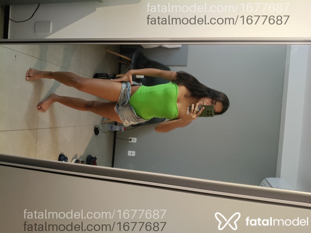 Acompanhante mulher com cabelo castanho de olhos castanhos em São Paulo - Luana