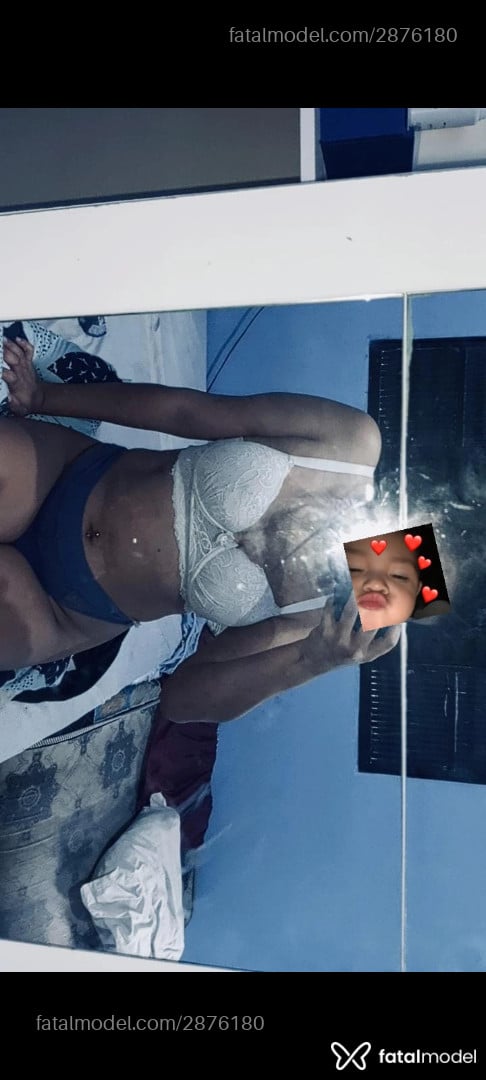 Acompanhante mulher morena (o) de olhos castanhos em Xanxerê - Mikaely