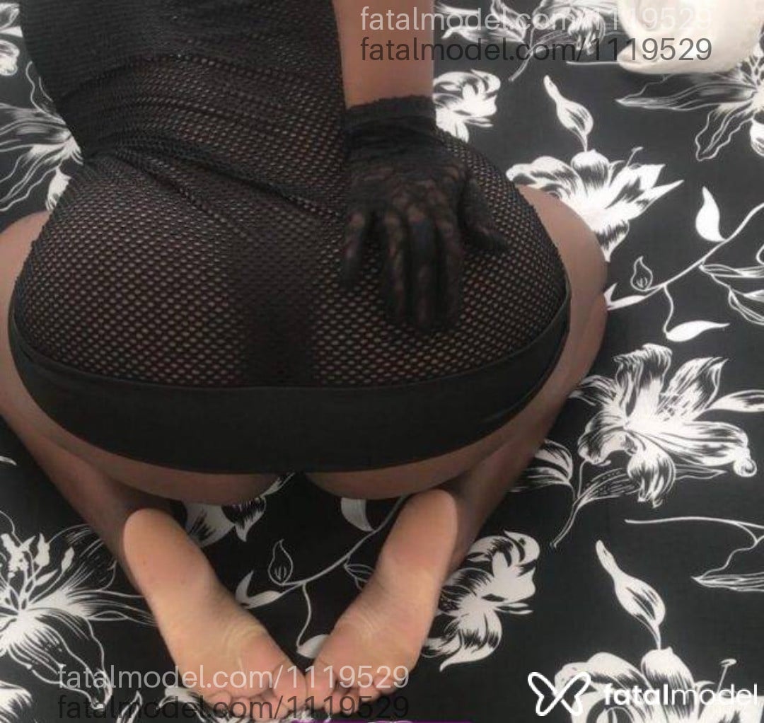 Acompanhante mulher com cabelo castanho de olhos castanhos em Itajaí - Victória