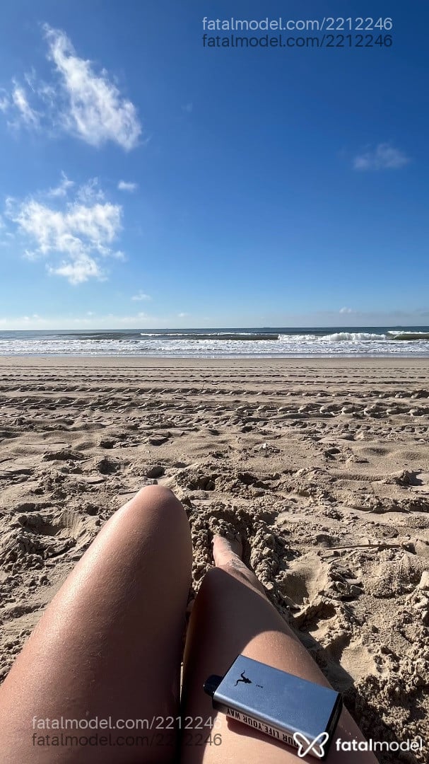 Acompanhante mulher loira (o) de olhos verdes em Navegantes - Vanessa