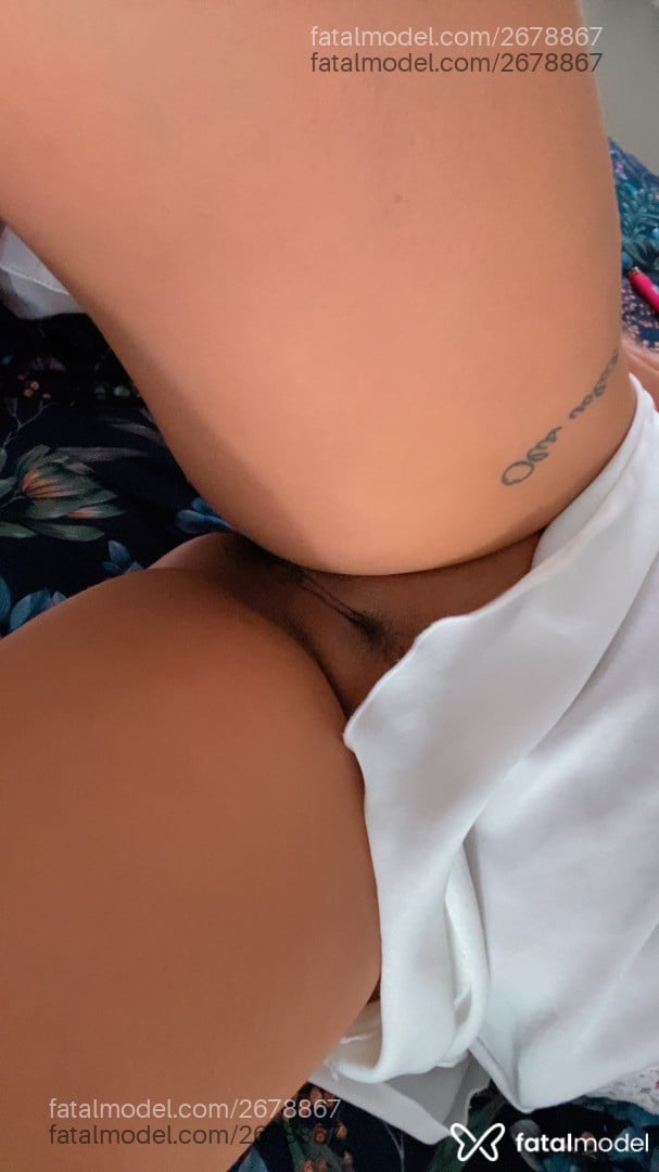 Acompanhante mulher morena (o) de olhos castanhos em Jataí - Maitê