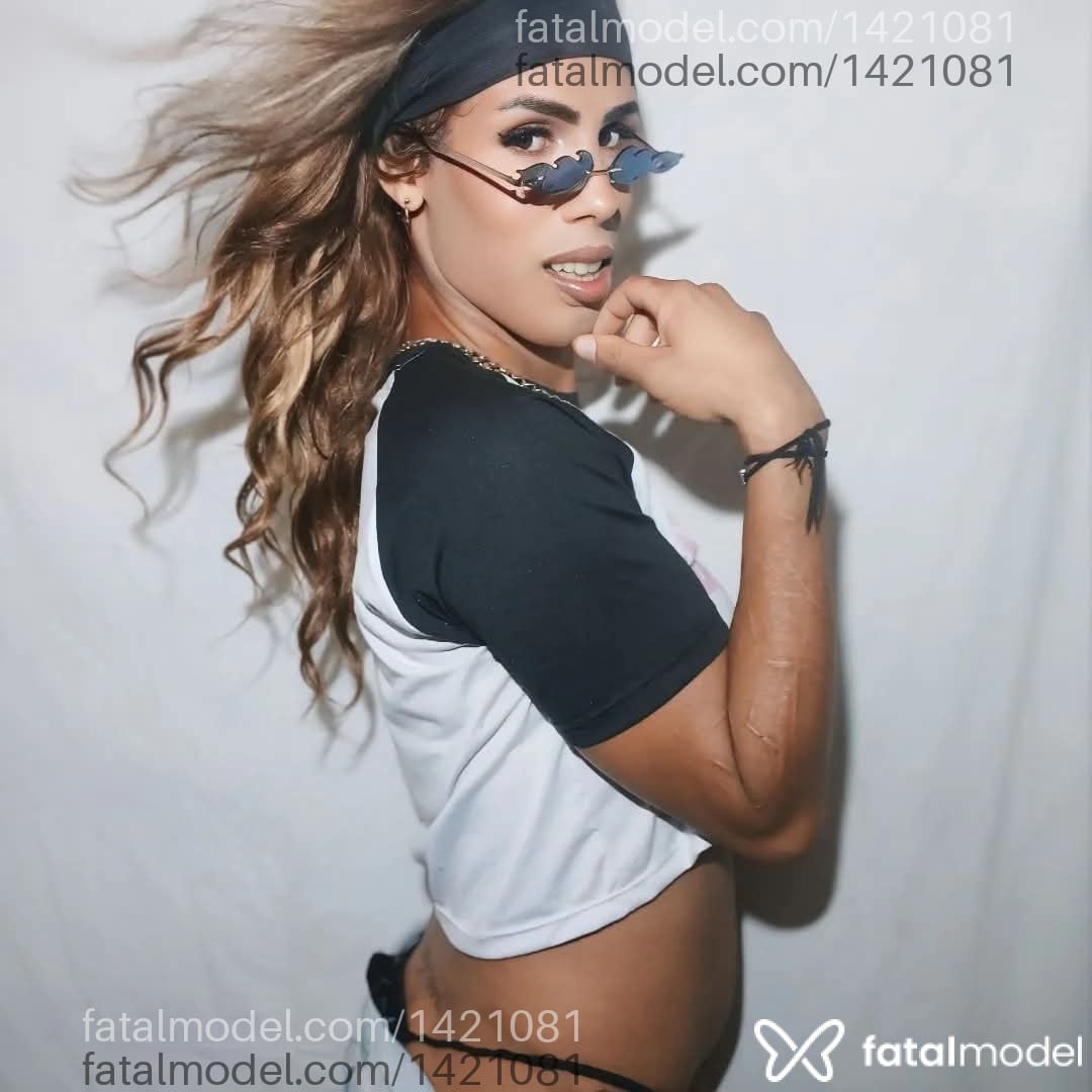 Acompanhante travesti com cabelo castanho de olhos castanhos em Três Corações Acompanhante travesti com cabelo castanho de olhos castanhos em Três Corações - Orahah