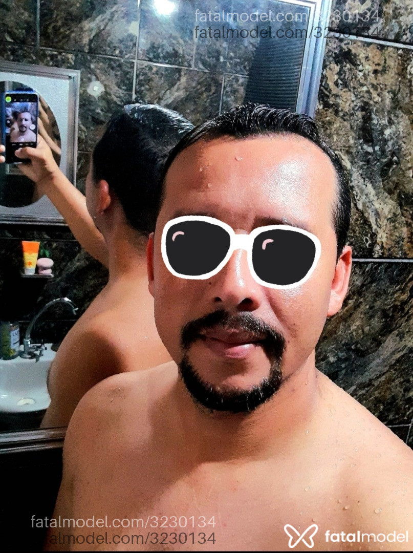 Acompanhante homem com cabelo castanho de olhos castanhos - Paulinho Acompanhante homem com cabelo castanho de olhos castanhos - Paulinho