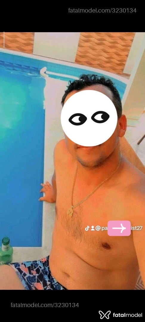 Acompanhante homem com cabelo castanho de olhos castanhos - Paulinho Acompanhante homem com cabelo castanho de olhos castanhos - Paulinho