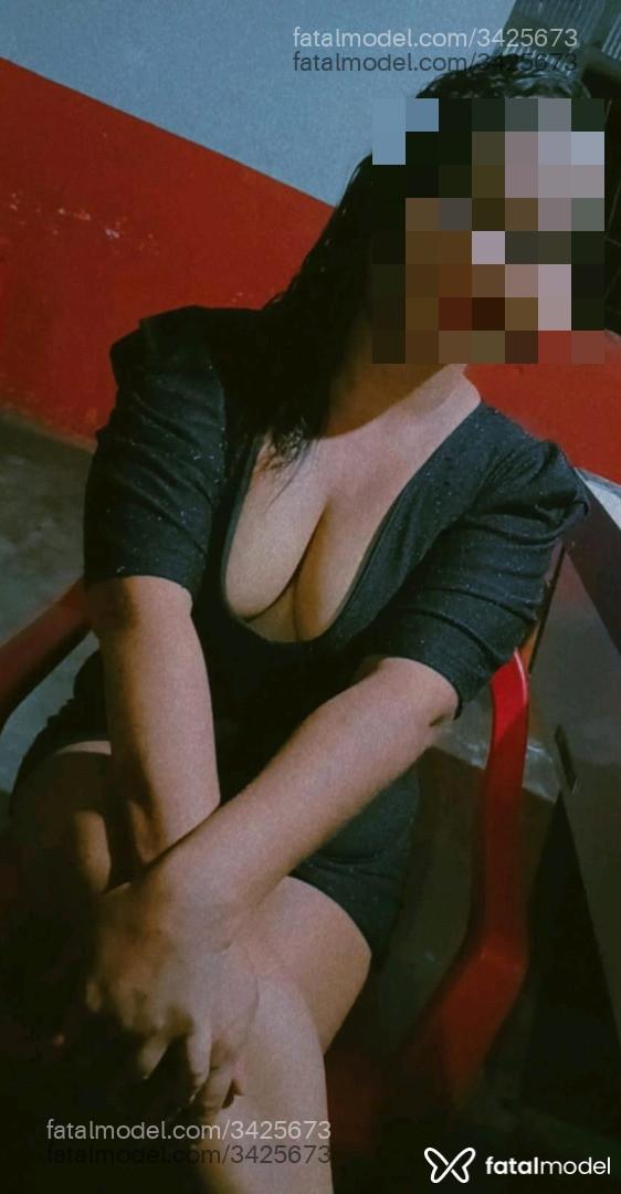 Acompanhante mulher com cabelo grisalho de olhos castanhos em Nova Brasilândia D'oeste - Paula