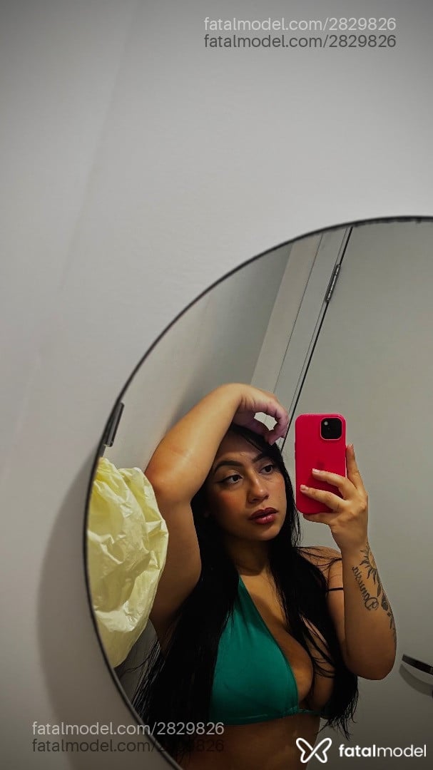 Acompanhante mulher morena (o) de olhos pretos em São Paulo - Isabela Martinelli