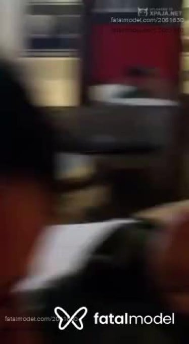 Acompanhante homem com cabelo castanho de olhos verdes em Florianópolis Acompanhante homem com cabelo castanho de olhos verdes em Florianópolis - Faxineiro Angelo