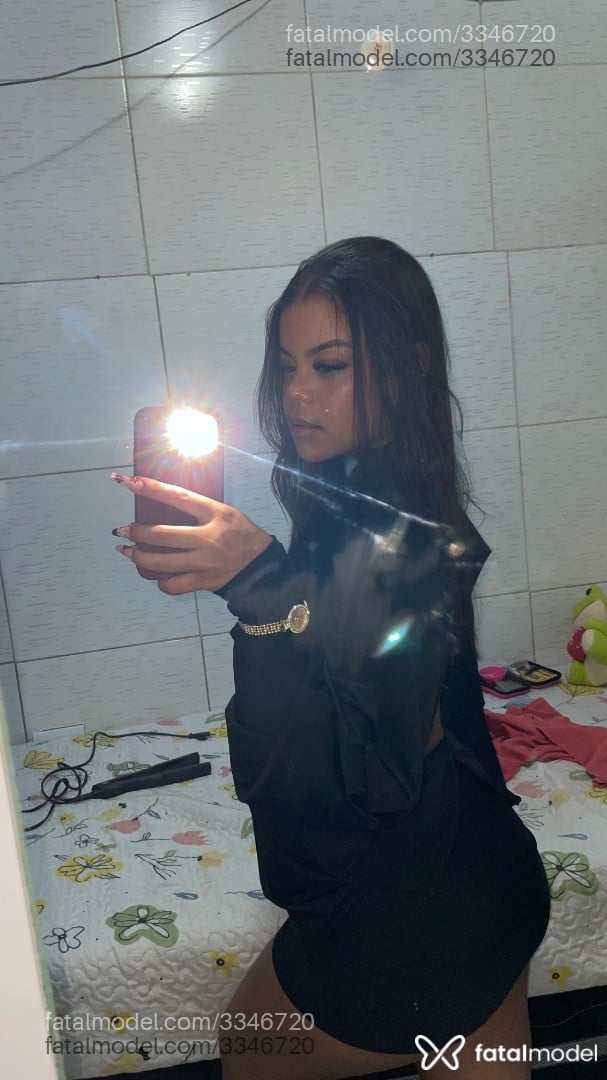 Acompanhante mulher morena (o) de olhos castanhos em Recife - Nawana