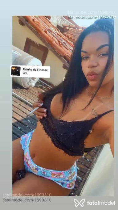 Acompanhante mulher morena (o) de olhos castanhos em Saquarema Acompanhante mulher morena (o) de olhos castanhos em Saquarema - Manuzinha