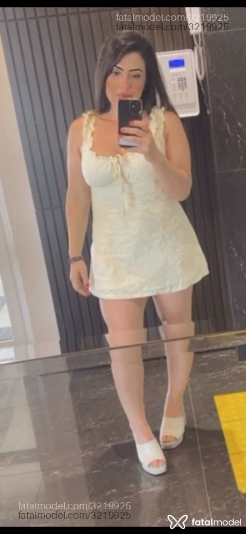 Acompanhante mulher morena (o) de olhos pretos em Tubarão - Fernanda