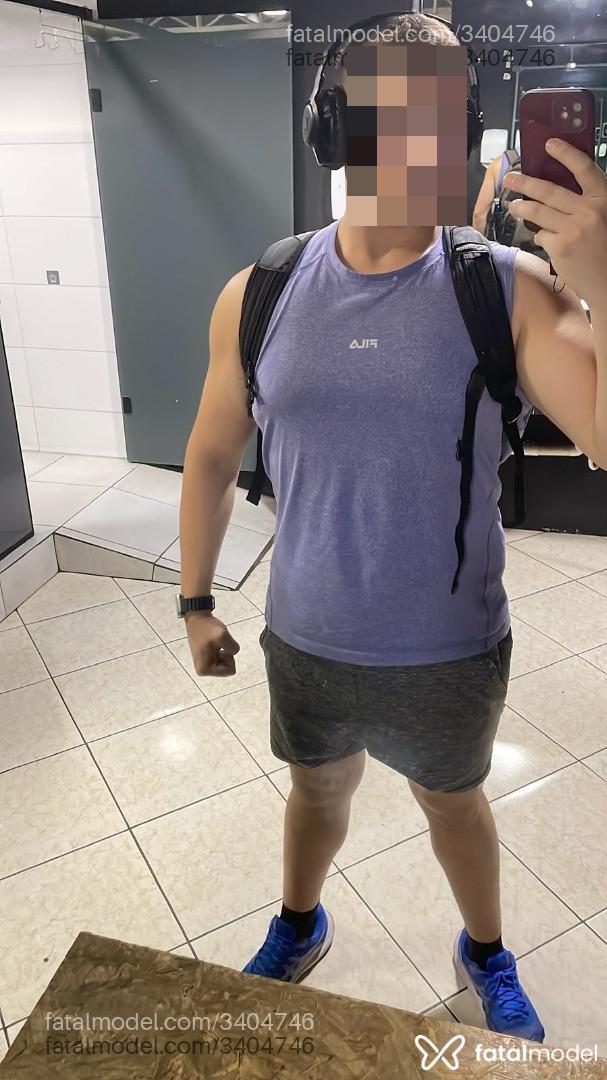 Acompanhante homem com cabelo castanho de olhos castanhos em Concórdia - MassagemTântrica