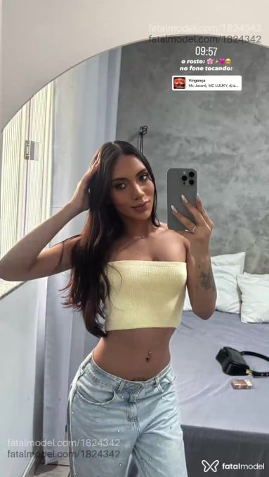 Acompanhante mulher trans morena (o) de olhos pretos em São José dos Campos Acompanhante mulher trans morena (o) de olhos pretos em São José dos Campos - Kauani