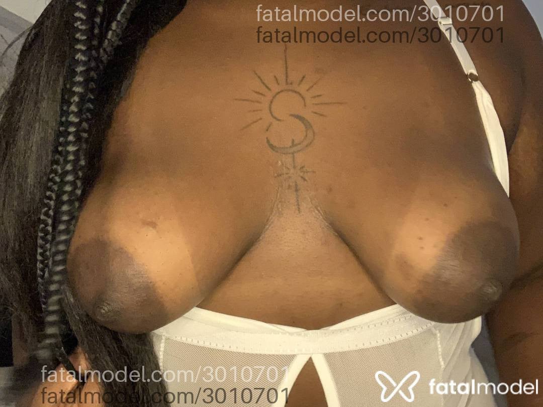 Acompanhante mulher com cabelo castanho de olhos castanhos em Campos dos Goytacazes - Júlia Castro