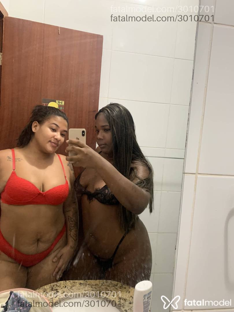 Acompanhante mulher com cabelo castanho de olhos castanhos - Júlia Castro