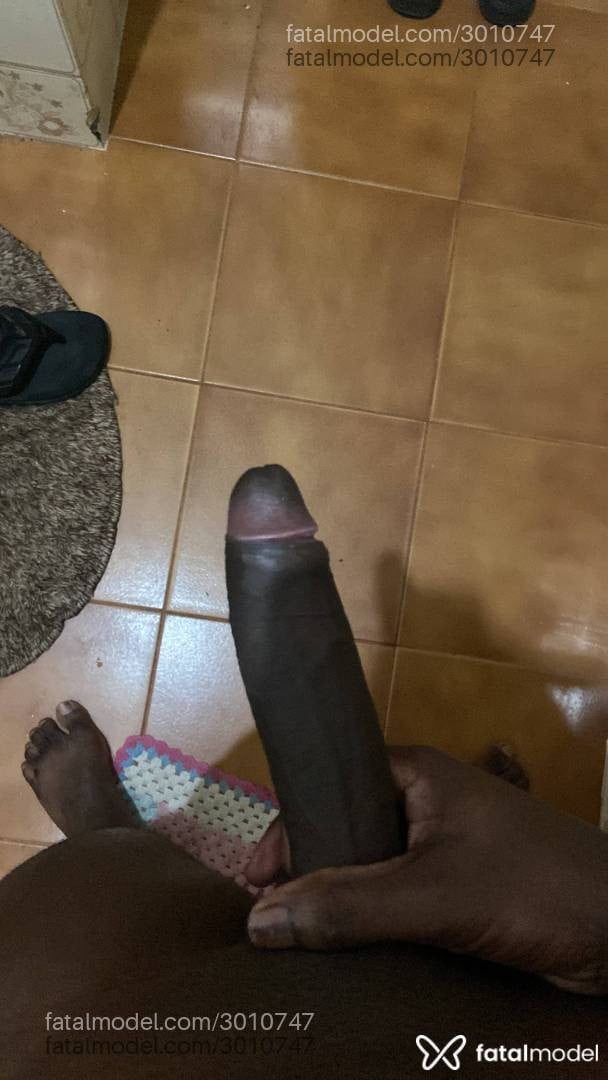 Acompanhante homem morena (o) de olhos castanhos - Lorran