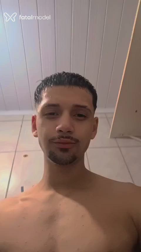 Acompanhante homem morena (o) de olhos castanhos em Porto Alegre - Little Hunter