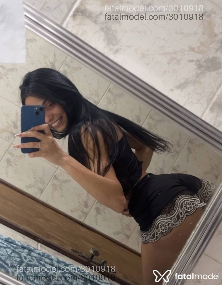 Acompanhante mulher morena (o) de olhos castanhos - Michele