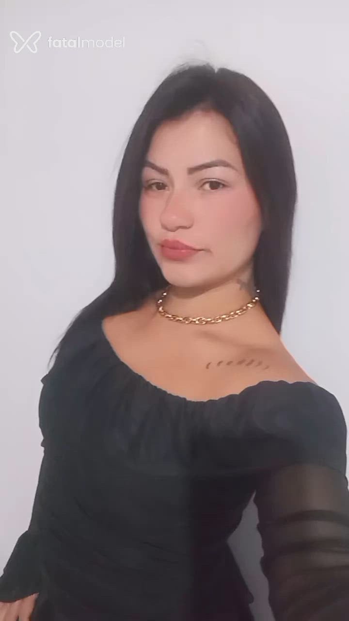 Acompanhante mulher com cabelo castanho de olhos castanhos - Yasmim Acompanhante mulher com cabelo castanho de olhos castanhos - Yasmim
