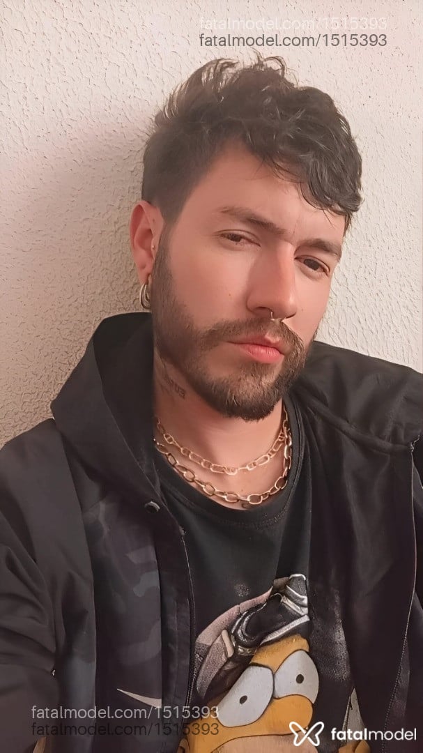 Acompanhante homem com cabelo castanho de olhos castanhos em Ponta Grossa - Pietro