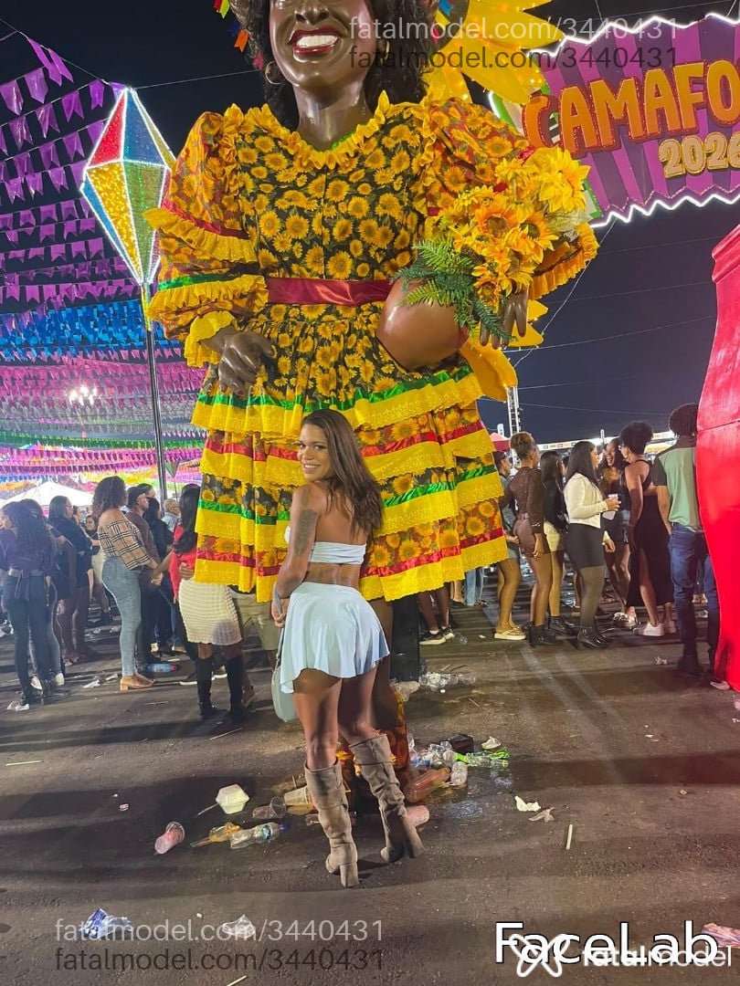 Acompanhante mulher trans morena (o) de olhos castanhos em Camaçari - Jaqueline