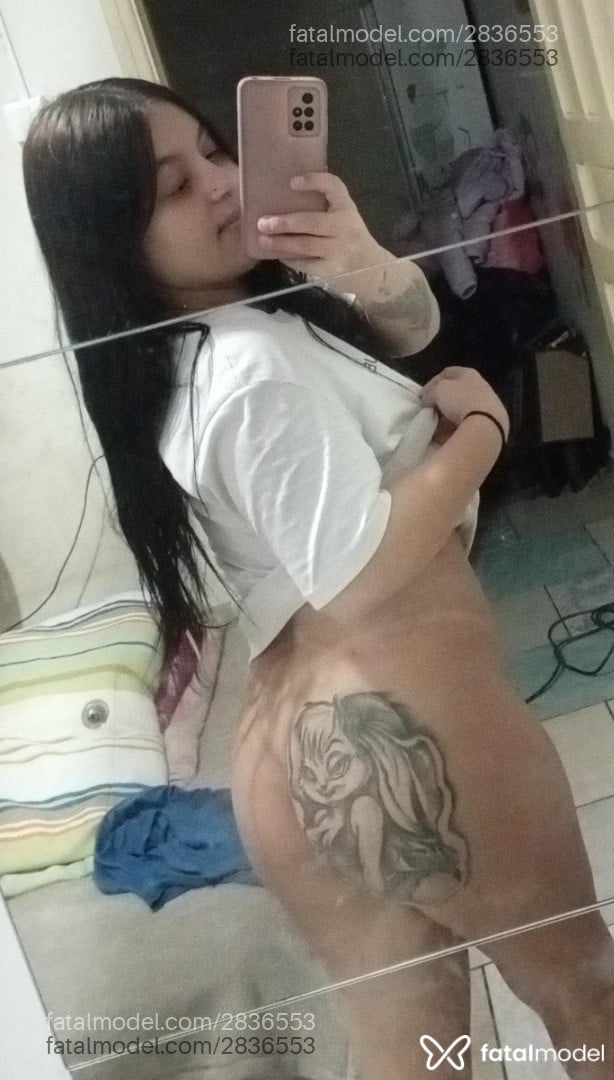 Acompanhante mulher morena (o) de olhos castanhos em Descalvado Acompanhante mulher morena (o) de olhos castanhos em Descalvado - Jäpäh