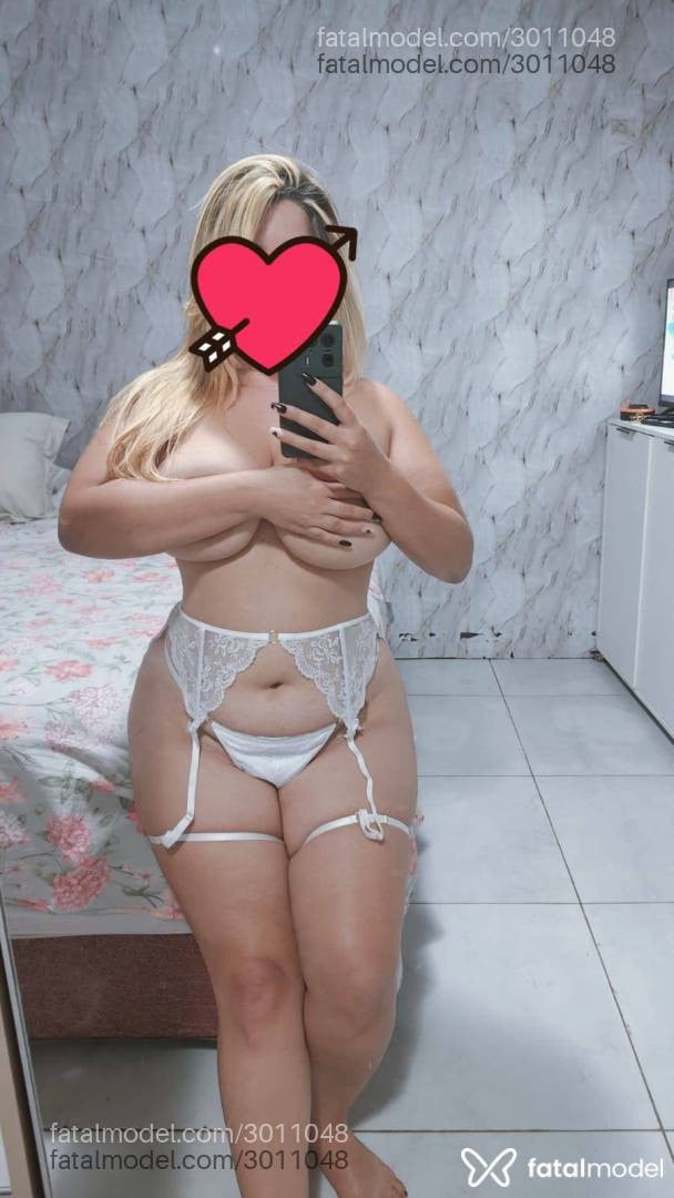 Acompanhante mulher loira (o) de olhos castanhos em Teresina - Rafaella Cardin