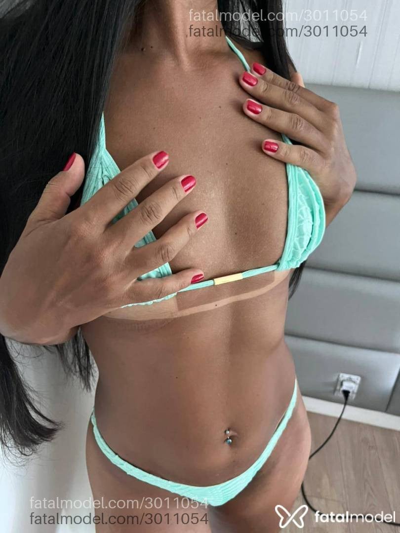 Acompanhante mulher morena (o) de olhos castanhos em Virtual Acompanhante mulher morena (o) de olhos castanhos em Virtual - Bruninha