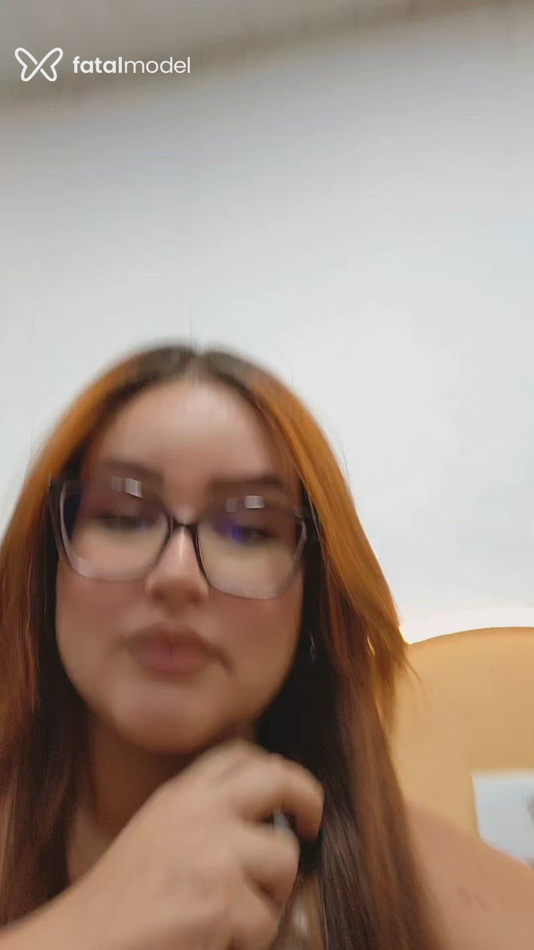 Acompanhante mulher ruiva (o) de olhos mel em Recife Acompanhante mulher ruiva (o) de olhos mel em Recife - Vivizinha