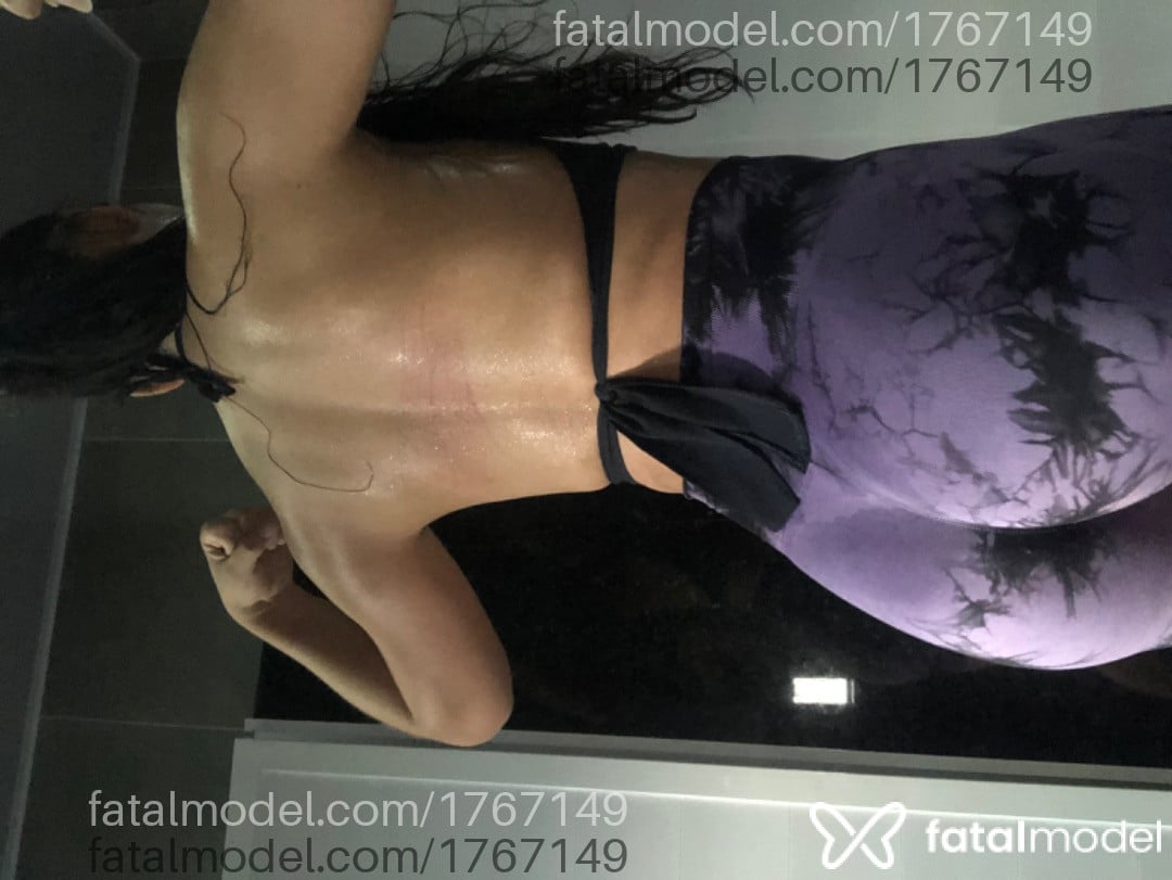 Acompanhante mulher trans morena (o) de olhos castanhos em Aparecida de Goiânia - Bella