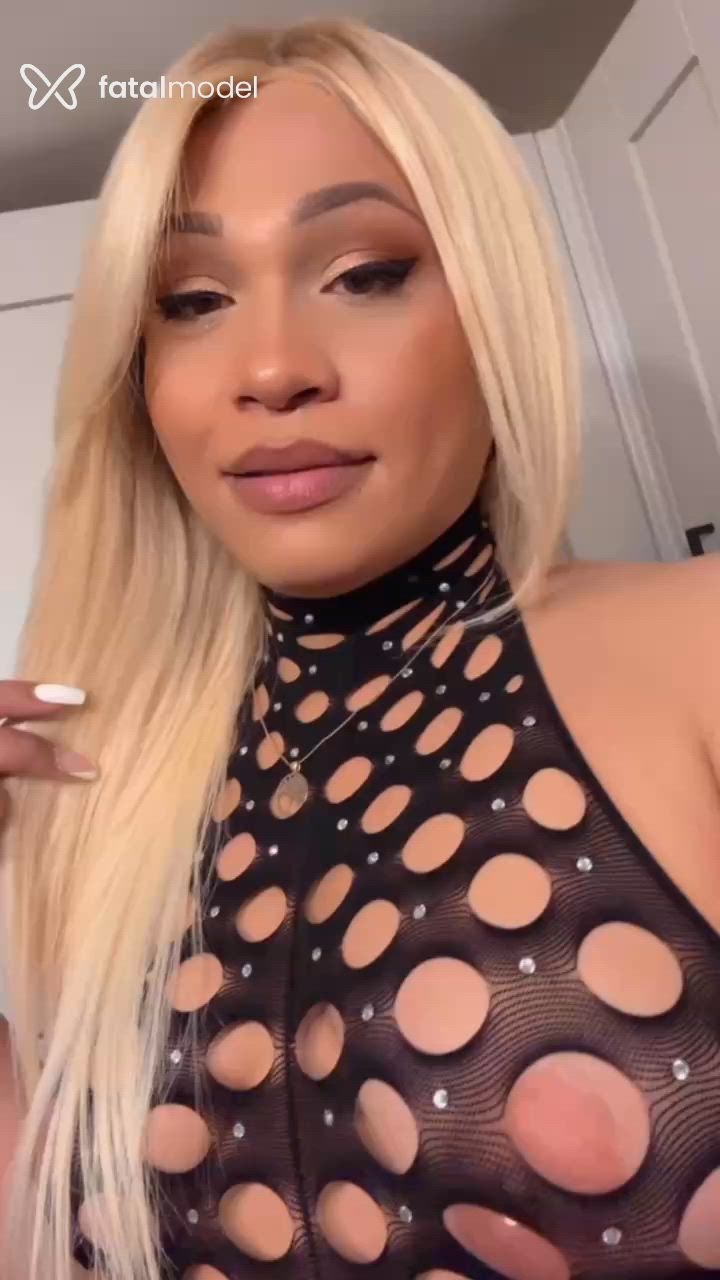 Acompanhante travesti loira (o) de olhos castanhos em Rio de Janeiro - Eloa beauty